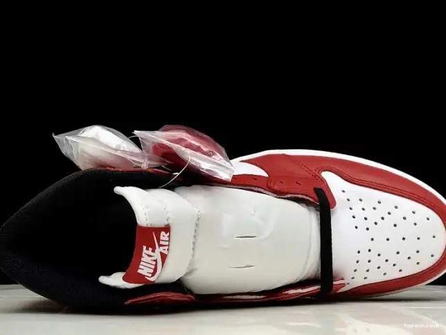 HYPE Air Retro 555088-101 1 OG 